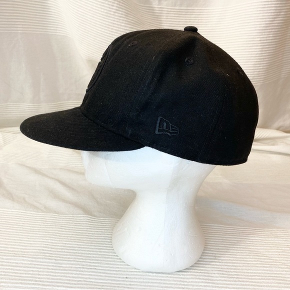 SOLD Oilers Black on Black Logo New Era Hat - Picture 7 of 10